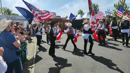 Vidéo avec les Dionys ... à la foire de la St Fort (5)