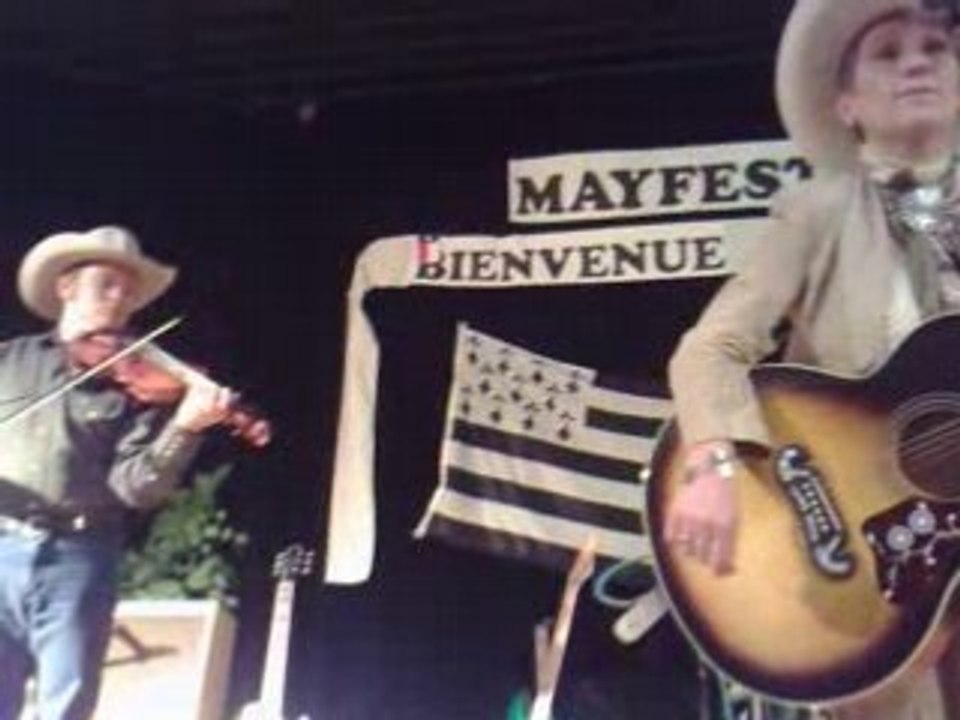 Joni Harms en concert à pontivy