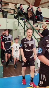 Entrée des joueurs Seniors B pour les 20 ans du club