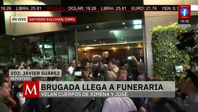 Clara Brugada llega a funeraria donde velan a Ximena Guzmán y José Muñoz, asesinados en Tlalpan