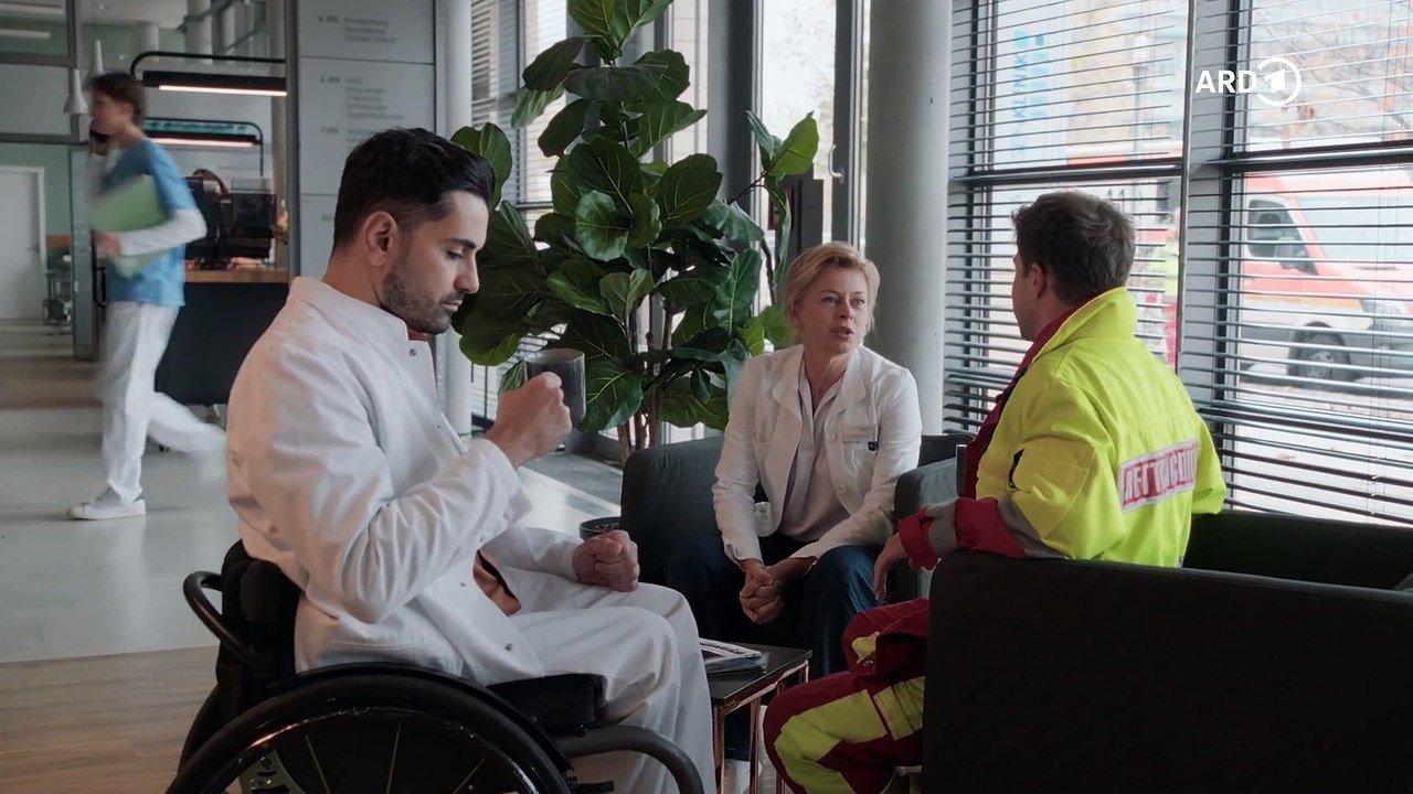 In aller Freundschaft: Brief aus der Vergangenheit | Folge 1096