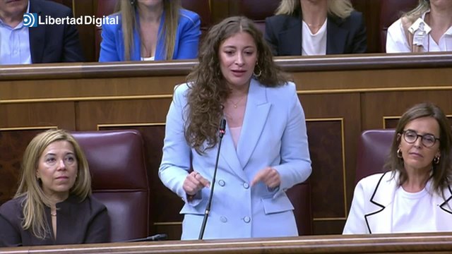 Ester Muñoz sale en defensa de los enfermos de ELA: Mueren porque el Gobierno no financia la ley