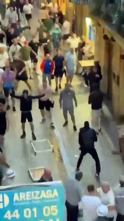 Confrontos Adeptos Tottenham e Manchester United em Bilbao