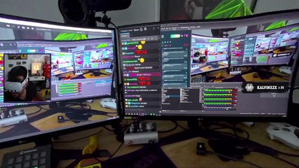 Illojuan lee el chat en VR