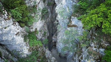 Manisa'daki 'saklı kanyon' kurudu