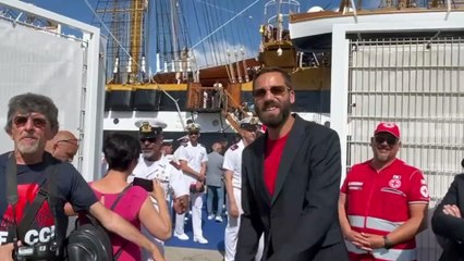 I giocatori del Cagliari a bordo dell'Amerigo Vespucci