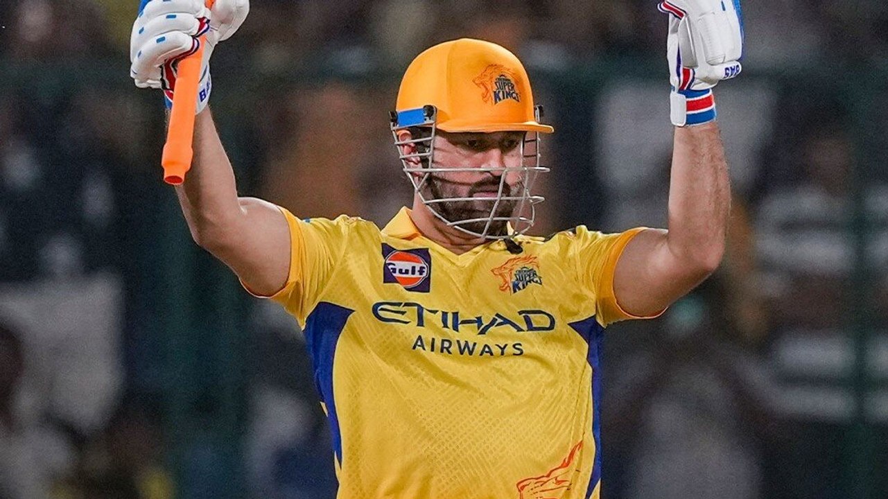 Anshul Kamboj के फैन हुए MS. Dhoni