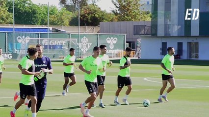 El Real Betis se ejercitó sin Johnny Cardoso este miércoles