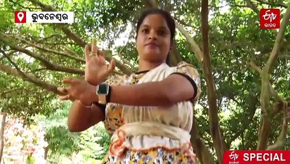 ବିନା ପାଦରେ ପାରଙ୍ଗମ : ନାଚୁଛନ୍ତି ଓଡ଼ିଶୀ, କରୁଛନ୍ତି ସୁଇମିଂ