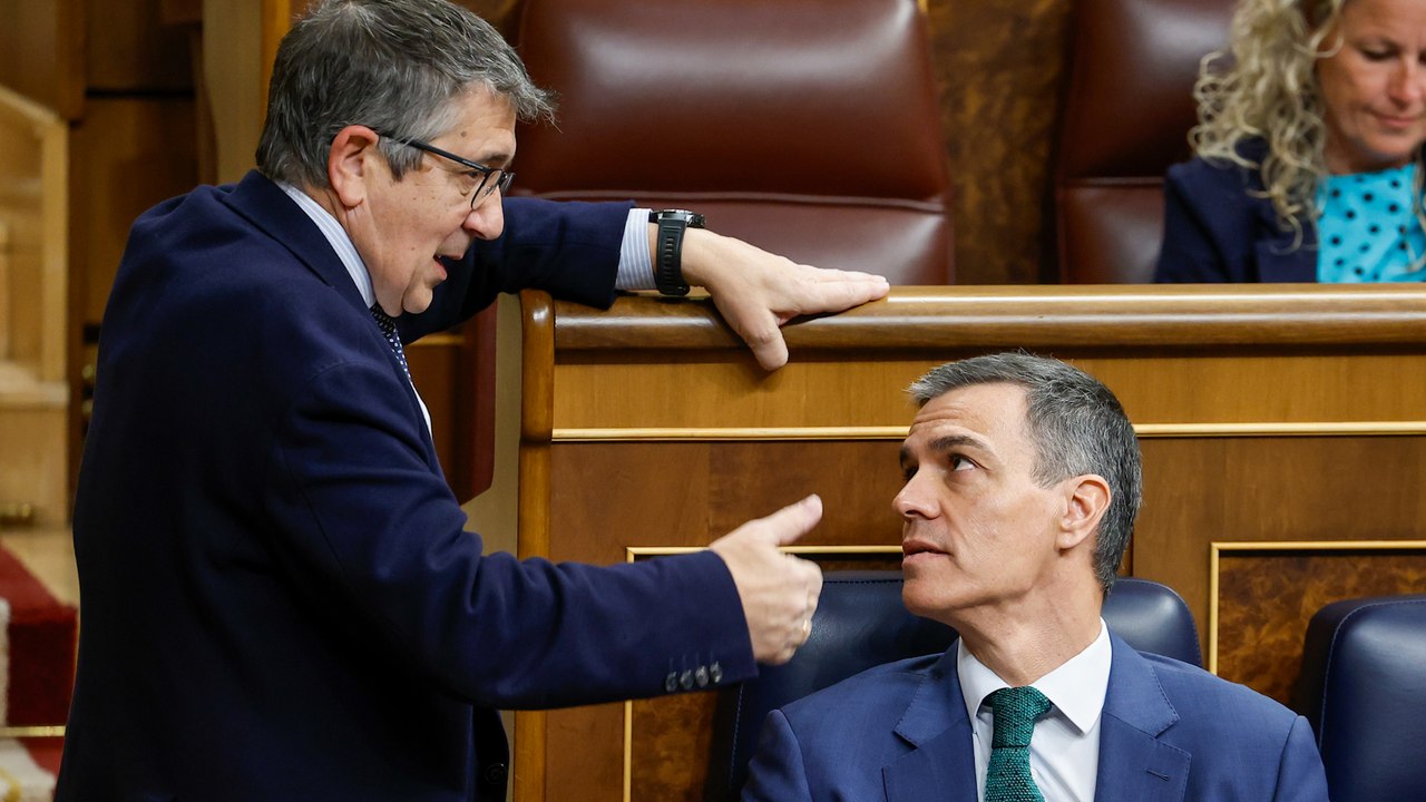 Patxi López dice que está "harto de la cacería" contra los socialistas