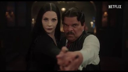 Wednesday : Season 2 ｜ Sneak Peek： Addams Family ｜ Netflix