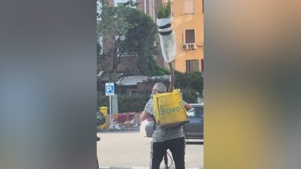 Un usuario hace un pedido a domicilio y lo que pide no lo han visto nunca: solo pasa en España