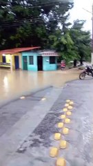 Rio transborda e deixa desabrigados em Flexeiras; Defesa Civil segue em alerta