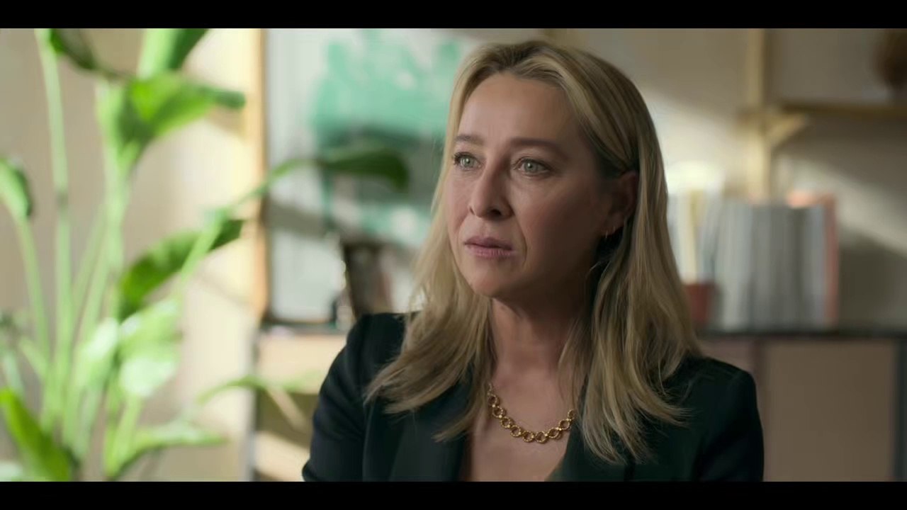 S02E02