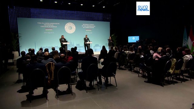 Szijjártó kijelentette, hogy a kormány végigviszi az „átláthatósági törvényt, és az EP-nek is üzent