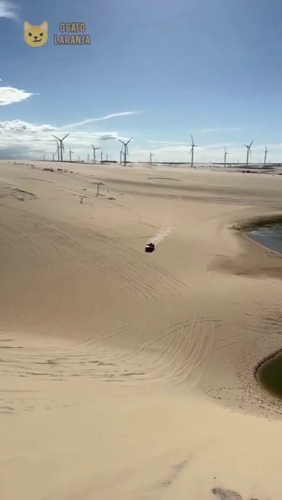 Carro voador: picape decola em duna é destruída e leva multa