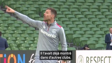 Barcelone - Iniesta salue le travail remarquable de Xabi Alonso