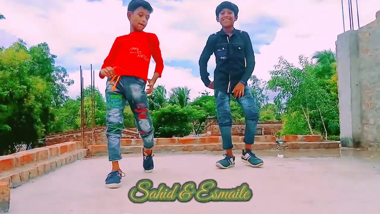 Mari Siwan Wala Kach Kach dance video