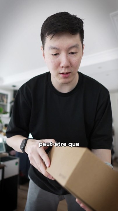 Mon nouveau sèche cheveux est tout petit