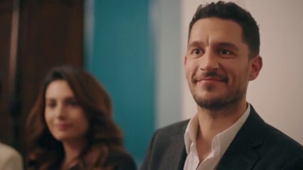 29. Lost In Love ❤️ Perdidos En El Amor. Capítulo 29 Audio ESPAÑOL HD. (Sakla Beni). Con Uraz Kaygılaroğlu, Cemre Baysel, Asude Kalebek, Baran Bölükbasi.