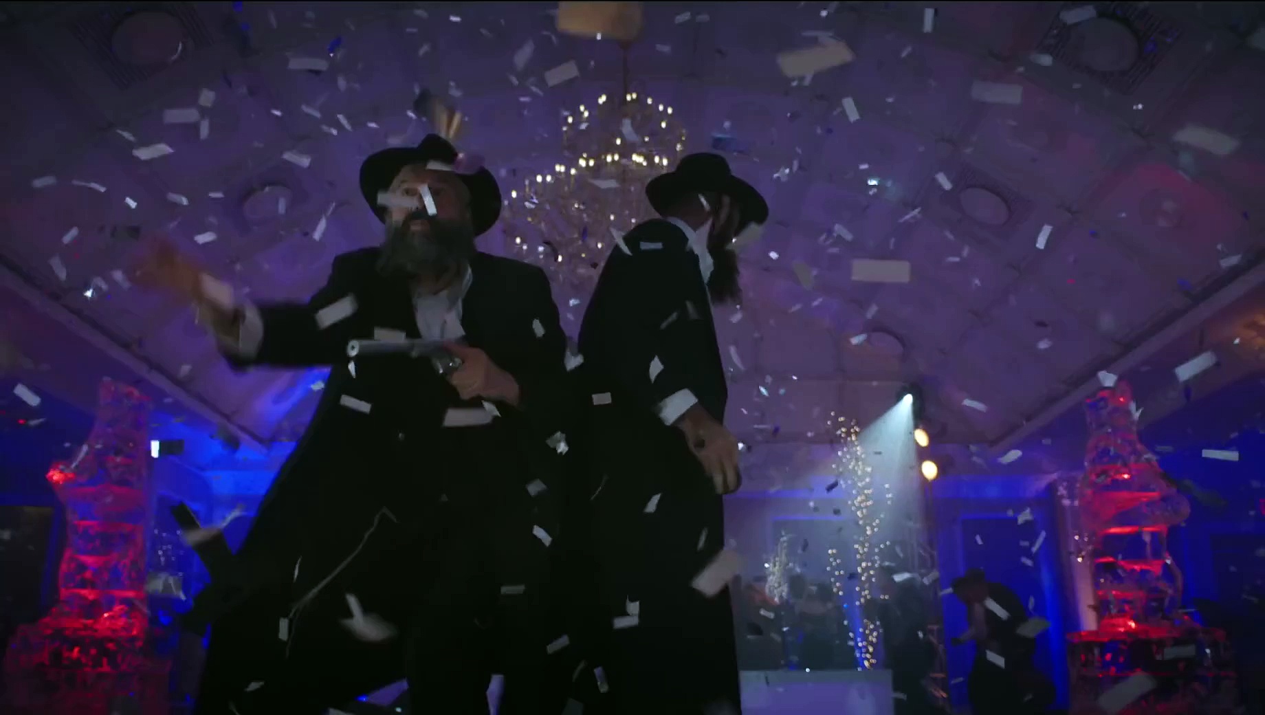 Caught Stealing Official Trailer #1 (2025) Starring Austin Butler and Vincent D’Onofrio