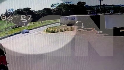 Trágico acidente com morte é registrado por câmera de segurança; veja o vídeo