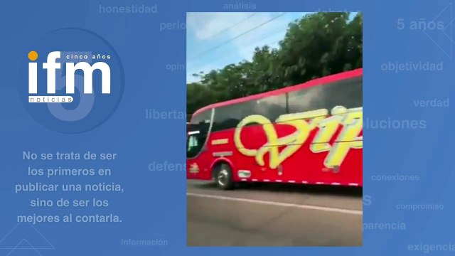 Transporte y regalos a los asistentes a manifestación en Barranquilla