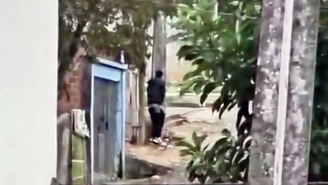 Guerra urbana em Curitiba: tiroteio entre facções atinge sede do TRE-PR e aterroriza moradores do Parolin e Prado Velho