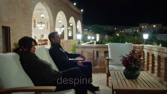 Daleki grad - 26. epizoda / Šta god da se desi, veruj i ti meni, važi