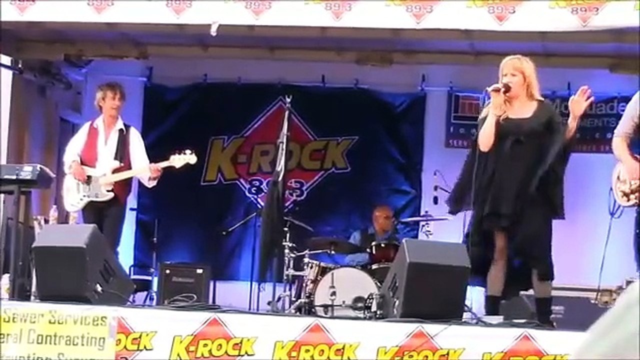 Apple Blossom Festival   -    Fleetwood Mix,    Rainbows End