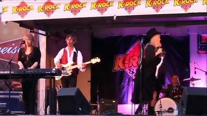 Apple Blossom Festival   -    Fleetwood Mix,    Tusk