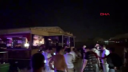 Fırat Nehri'nde duba restoranın halatının kopması paniğe neden oldu