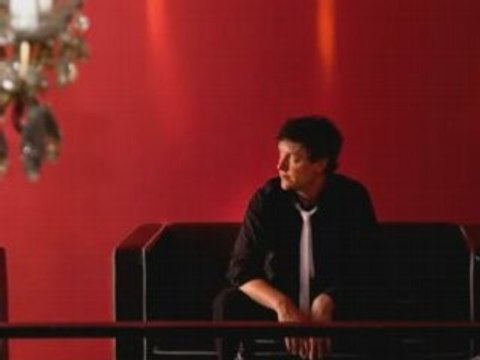 Dzenan Uzivo- Pusti me da nadjem srcu lek