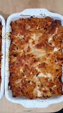 Pasta gratinata al forno con verdure di stagione