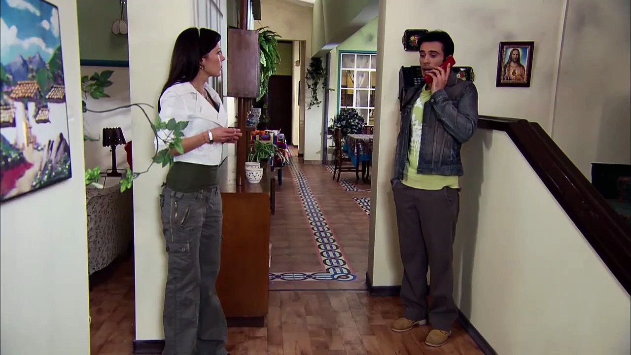 Ella y el Intermitente I en: Nuevo rico, nuevo pobre