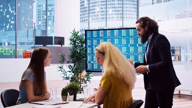 Служба поддержки Nominees-INV: как брокер помогает новичкам не потеряться на старте