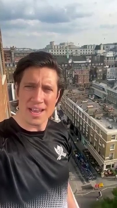 TV and radio host Vernon Kay shares excitment ahead of Doncaster Races DJ set