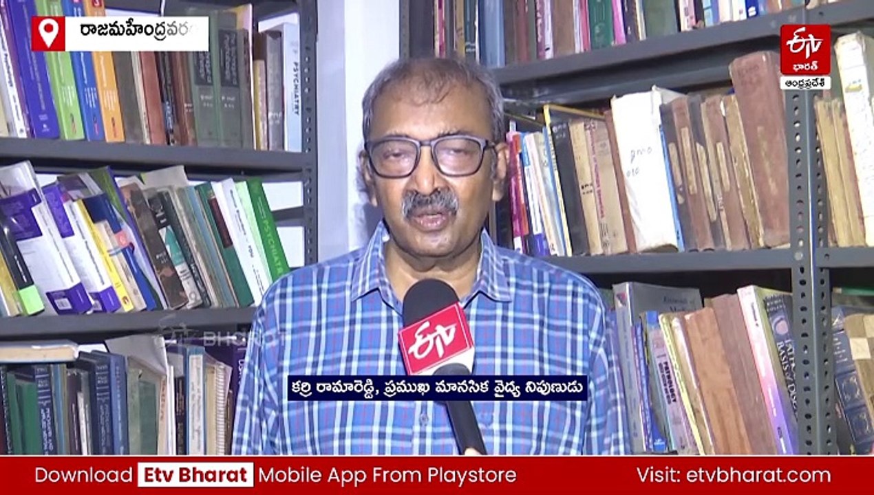 70 ఏళ్లు - 61 డిగ్రీలు - ఇంకా చదువుతానంటున్న డాక్ట