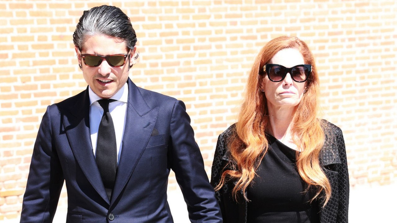 Olivia de Borbón se despide de su padre, Fernando de Borbón, junto a otros rostros conocidos