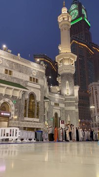 123﴿ إِن هُوَ إِلّا ذِكرٌ لِلعالَمينَ۝لِمَن شاءَ مِنكُم أَن يَستَقيمَ۝وَما تَشاءونَ إِلّا أَن يَشاءَ اللَّهُ رَبُّ العالَمينَ ﴾ ترتيل عذب تبارك الله، من مغرب اليوم.. #ياسر_الدوسري