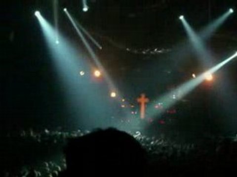 Justice - Stress (Live Zénith Paris)