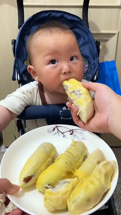 Funny videos of cute kids. Look at what happened to the kids. The kids must be feeling miserable! Funny videos Funny moments of cute kids Funny videos of human babies Watch and laugh again Funny
