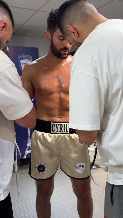 « C’est moi le patron ».Lui, c’est Cyril Benzaquen. Et hier il combattait pour devenir champion du monde de kickboxing pour la septième fois de sa carrière.