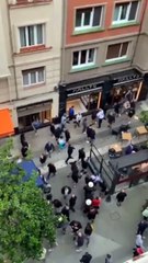 HINCHAS SE AGARRARON A SILLAZOS