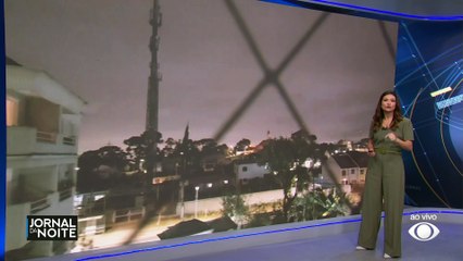 Temporal provoca alagamentos em Curitiba