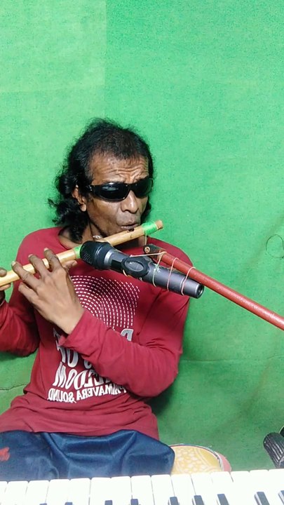 tujhey na dekhoon to chain