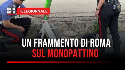 Turista con base di colonna su monopattino, denunciato