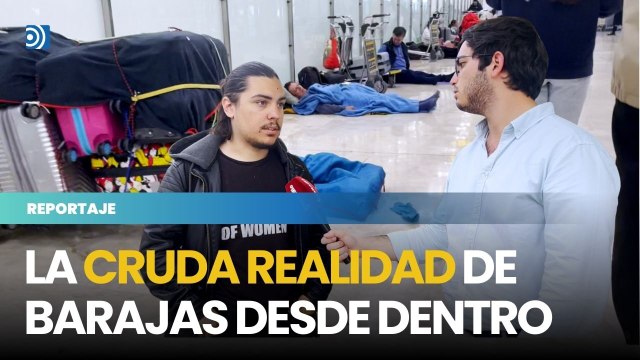 Barajas, desde dentro: destrozos y tensión por la crisis de los 'sintecho'