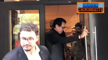 Lamine saliendo de la reunión con Jorge Mendes