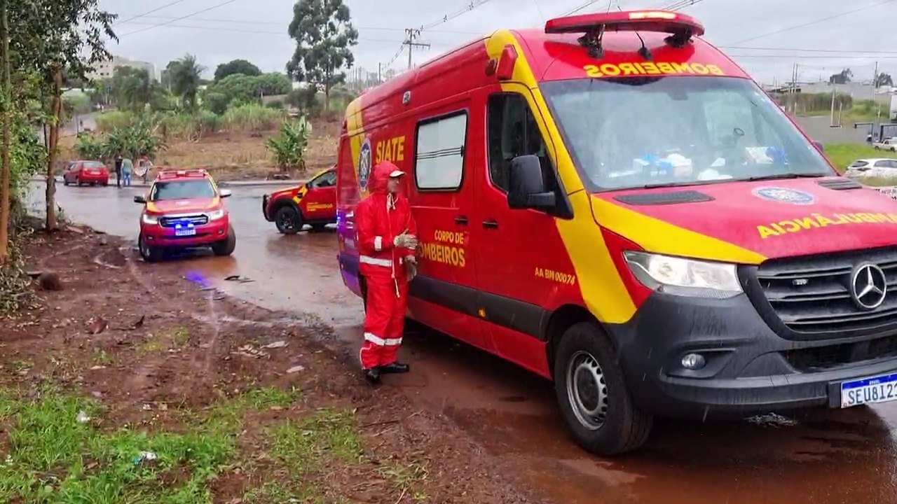 Motociclista sofre ferimentos graves na cabeça em acidente no Lago Azul
